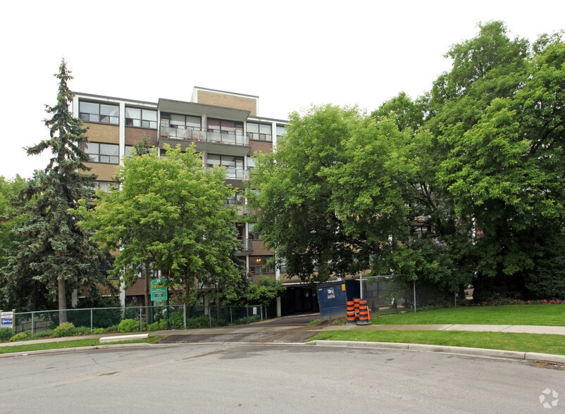 More Photos Of 6 Milepost Pl, Toronto Apartments For Sale