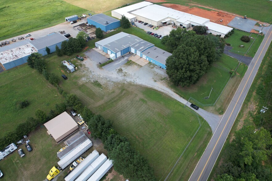 More Photos Of 435 Senn Rd, Inman Manufacturing For Sale