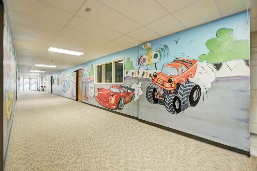 More Photos Of 1111 SW 89th St, Oklahoma City Specialty For Sale