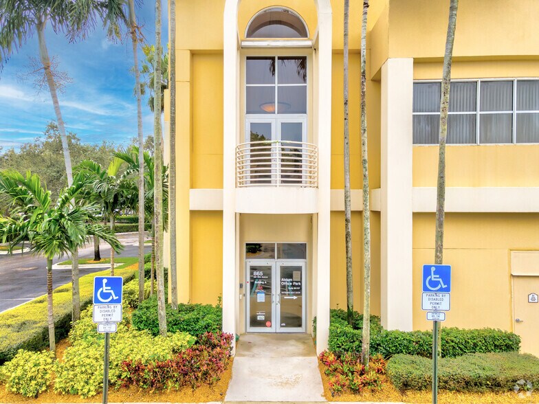 More Photos Of 865 SW 78th Ave, Plantation Office For Lease