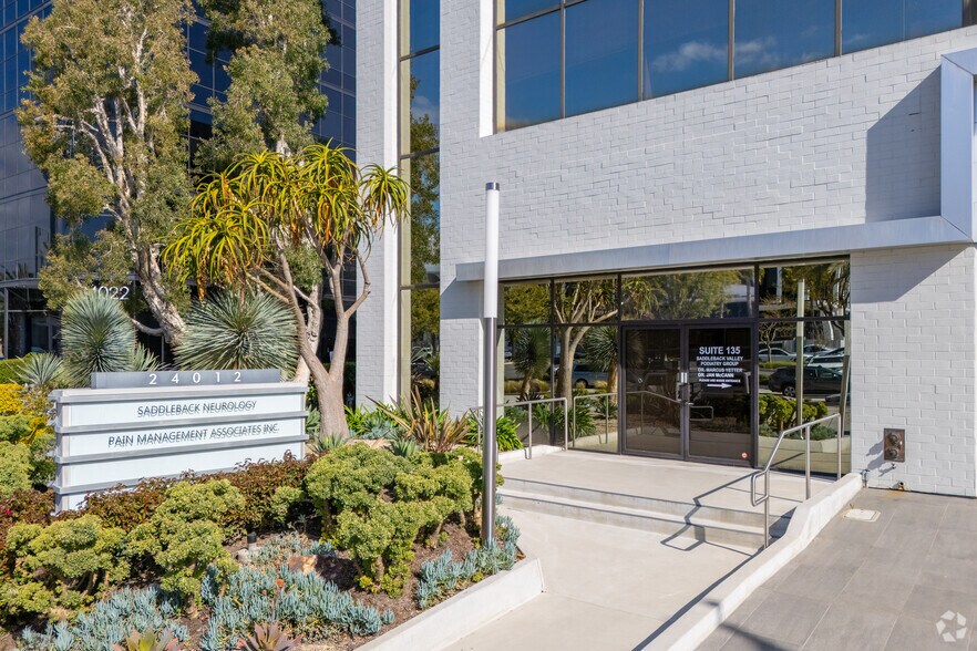 More Photos Of 24012 Calle de la Plata, Laguna Hills Medical For Lease