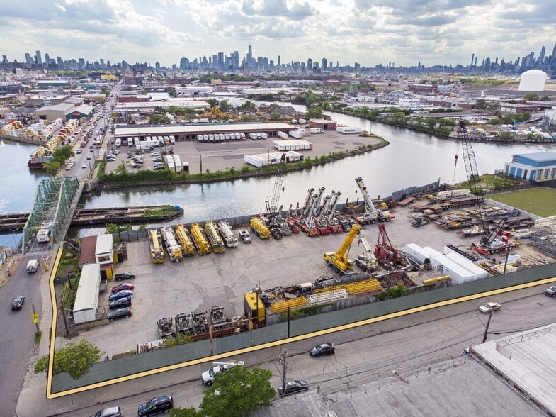 More Photos Of 58-38 47th St, Maspeth Land For Lease