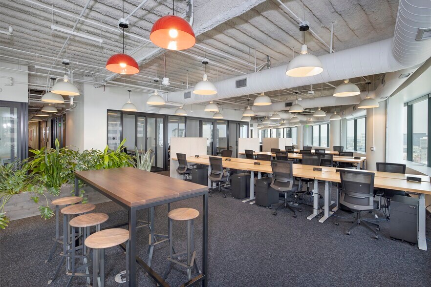 More Photos Of 1200 17th St, Denver Coworking Space