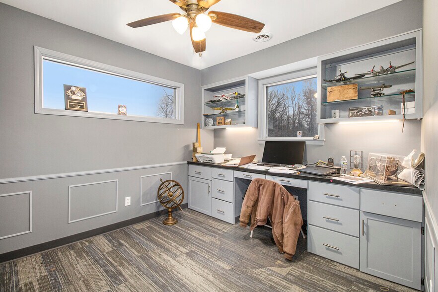 More Photos Of 9486 S Meridian Rd, Clarklake Light Manufacturing For Sale