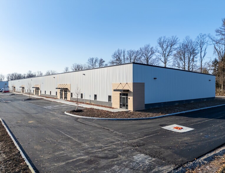 More Photos Of 1931 Jetway Blvd, Columbus Industrial For Lease