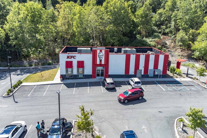 More Photos Of 900 S State St, Clarks Summit Restaurant For Sale