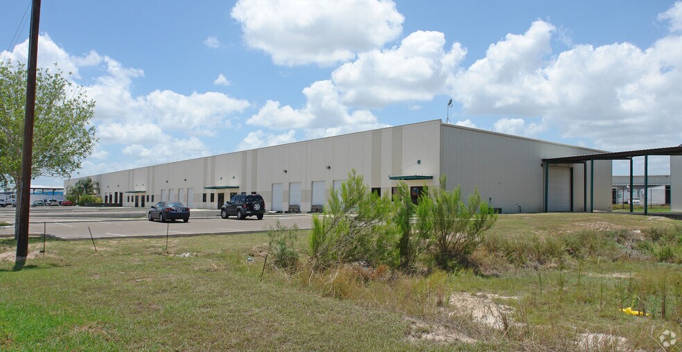 More Photos Of 2202 Sugar Sweet Ave, Weslaco Warehouse For Lease