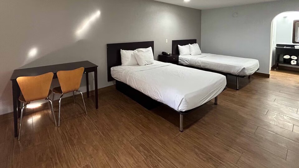 More Photos Of 125 Rushing Rd W, Denham Springs Hotel For Sale