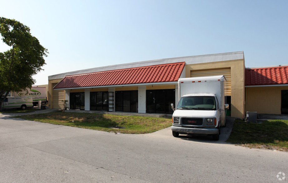 More Photos Of 2193 N Powerline Rd, Pompano Beach Warehouse For Lease