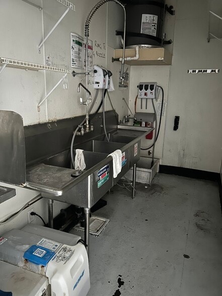 More Photos Of 790 Coronado Center Dr, Henderson Unknown For Lease