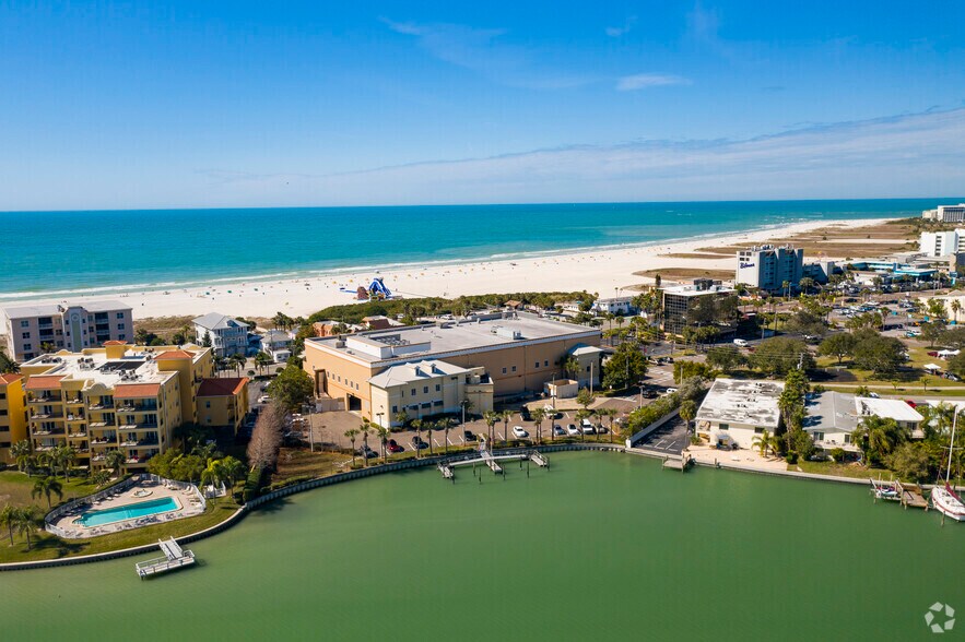 More Photos Of 111 104th Ave, Treasure Island Supermarket For Lease