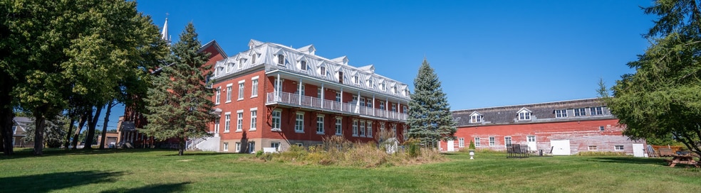 More Photos Of 1395 Rue Notre-Dame, Saint-cesaire Religious Facility For Sale
