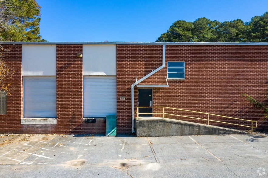 More Photos Of 4445 Wendell Dr SW, Atlanta Distribution For Lease
