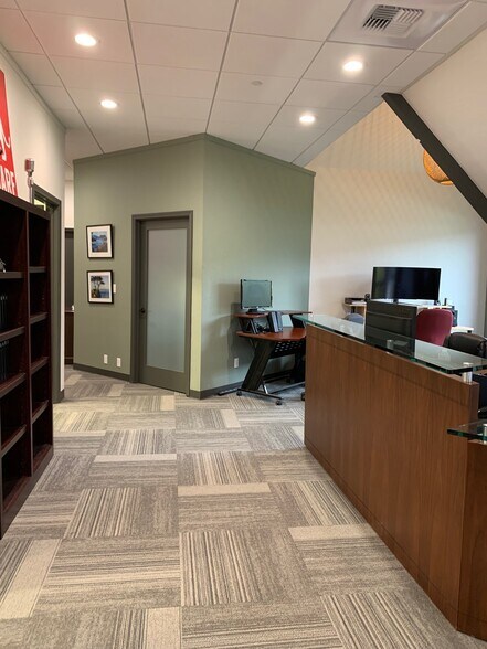 More Photos Of 200 Clock Tower Pl, Carmel Office For Lease