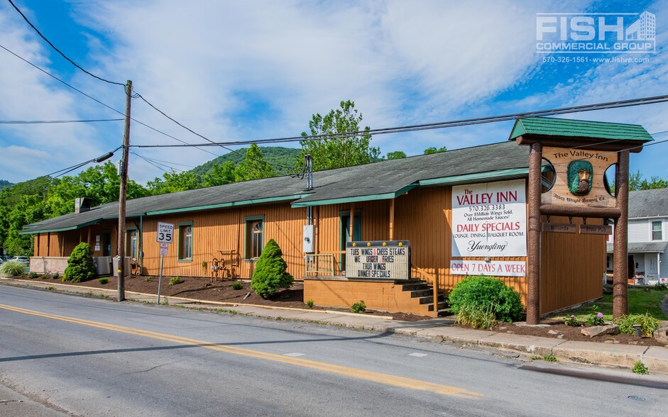 Primary Photo Of 204 Valley St, Williamsport Bar For Sale