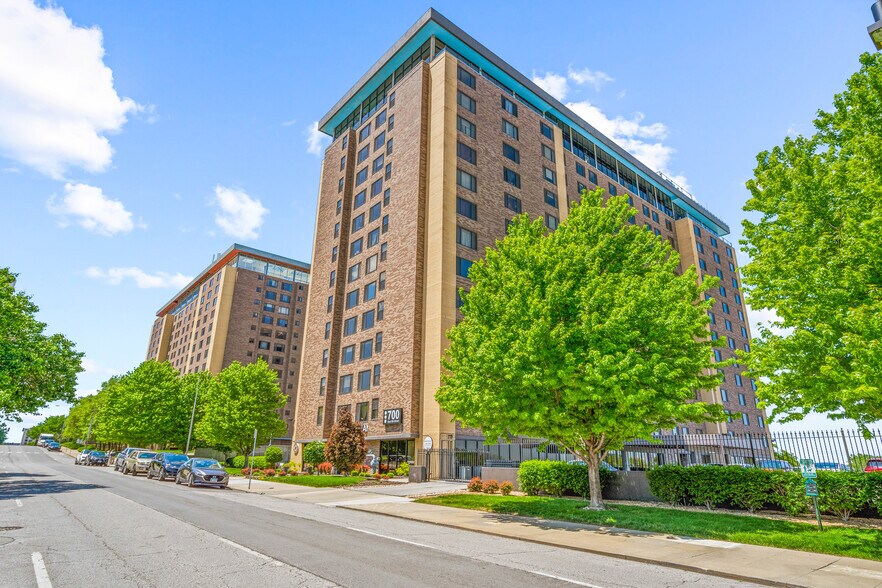 More Photos Of 700 E 8th St, Kansas City Apartments For Lease