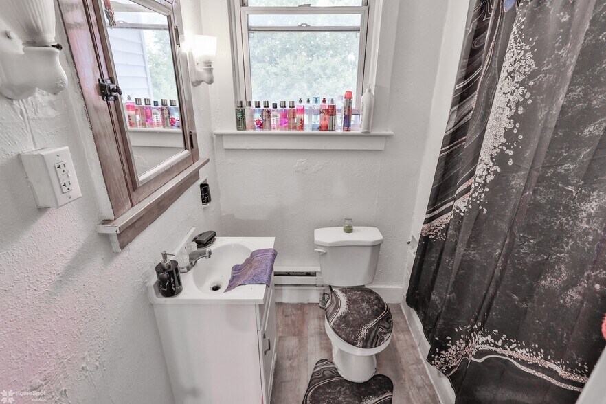 More Photos Of 440 N 9th St, Allentown Apartments For Sale