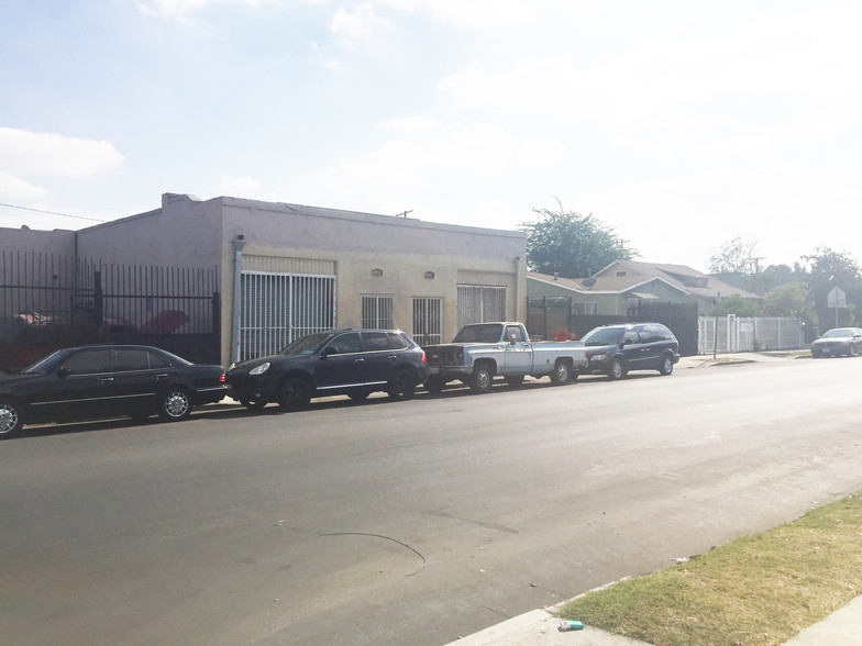 Primary Photo Of 3604 Griffith Ave, Los Angeles Manufacturing For Lease