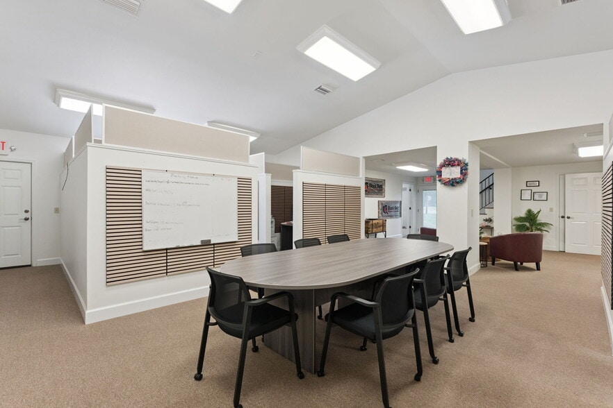 More Photos Of 1150 N Ronald Reagan Blvd, Longwood Office Residential For Sale
