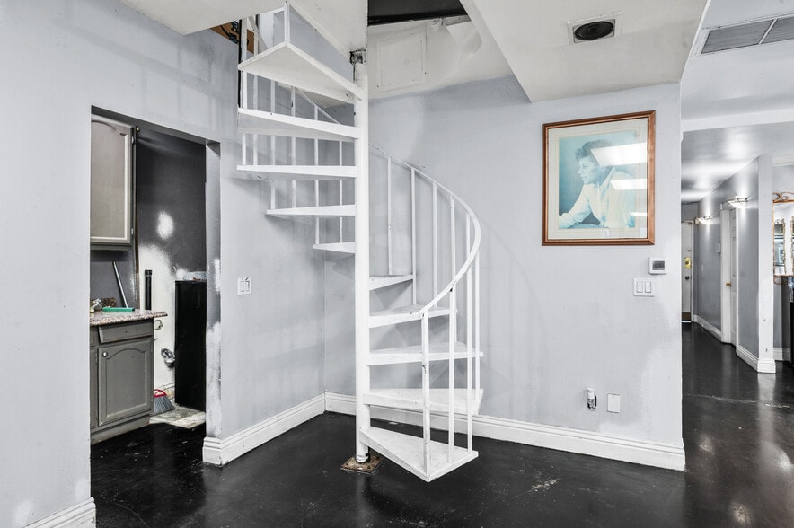 More Photos Of 2517 W Beverly Blvd, Montebello Storefront Retail Residential For Sale