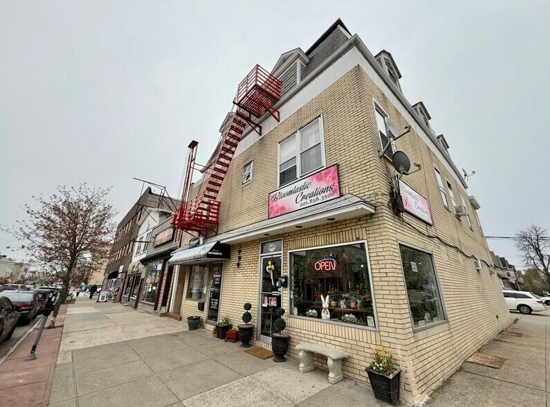 More Photos Of 718 Broadway, Bayonne Apartments For Sale