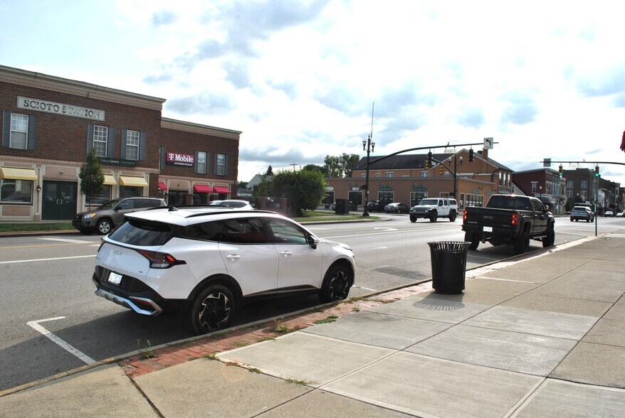More Photos Of 209 W Main St, Circleville Storefront For Sale