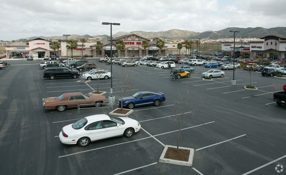 More Photos Of 36010 Hidden Springs Rd, Wildomar Unknown For Lease