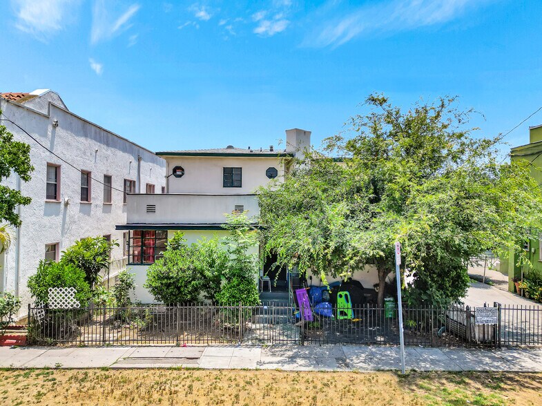 More Photos Of 4412 E Lockwood Ave, Los Angeles Apartments For Sale
