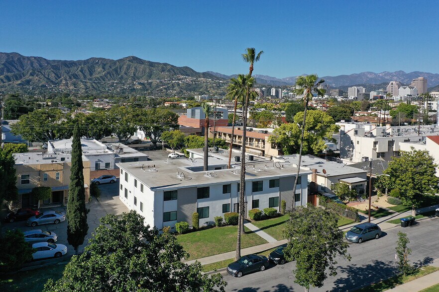More Photos Of 655 Ivy St, Glendale Apartments For Sale
