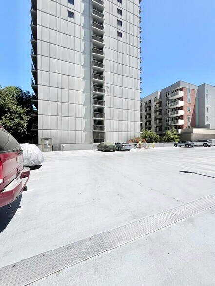 More Photos Of 500 N St, Sacramento Apartments For Sale