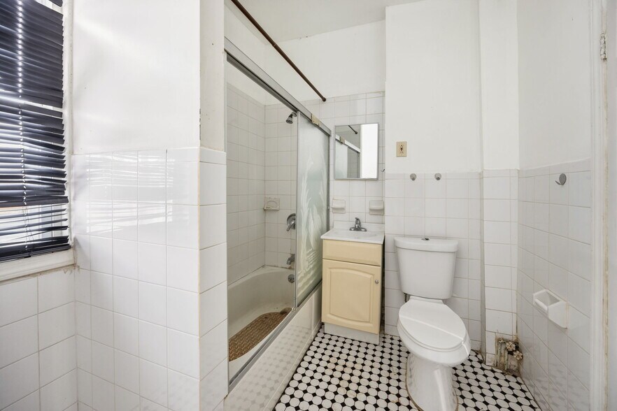 More Photos Of 41-43 Storms Ave, Jersey City Apartments For Sale