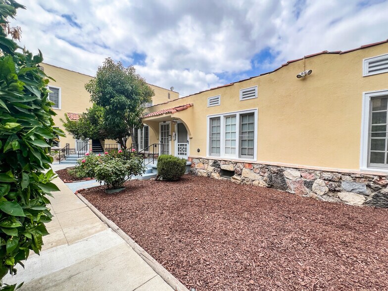More Photos Of 1845 New Hampshire Ave, Los Angeles Apartments For Sale