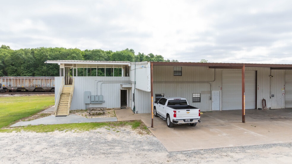 More Photos Of 565 Thomas St, Camilla Industrial For Sale