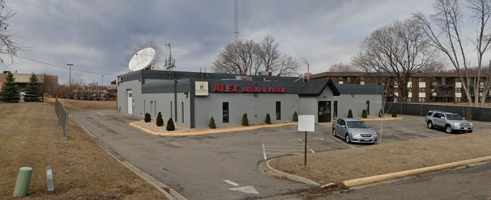 Primary Photo Of 4211 Rhode Island Ave N, New Hope Freestanding For Lease