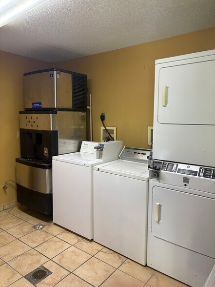 More Photos Of 6009 Harrison Rd, Macon-Bibb Hotel For Sale