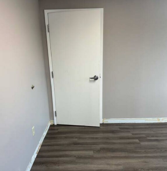 More Photos Of 901 N Main St, Miamisburg Warehouse For Sale