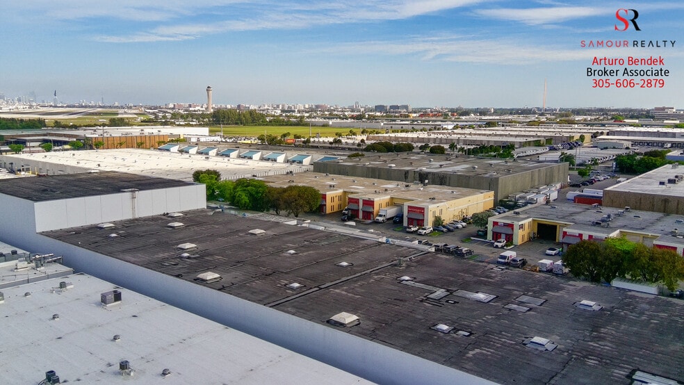 More Photos Of 3337 NW 74th Ave, Miami Warehouse For Sale