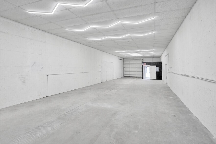 More Photos Of 832 NW 1st St, Fort Lauderdale Industrial For Lease