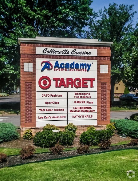 More Photos Of 255-305 New Byhalia Rd, Collierville Storefront For Lease
