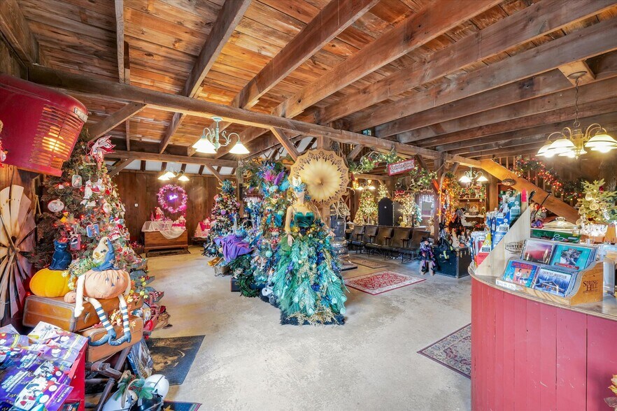 More Photos Of 1356 County Road 2900 N, Rantoul Specialty For Sale