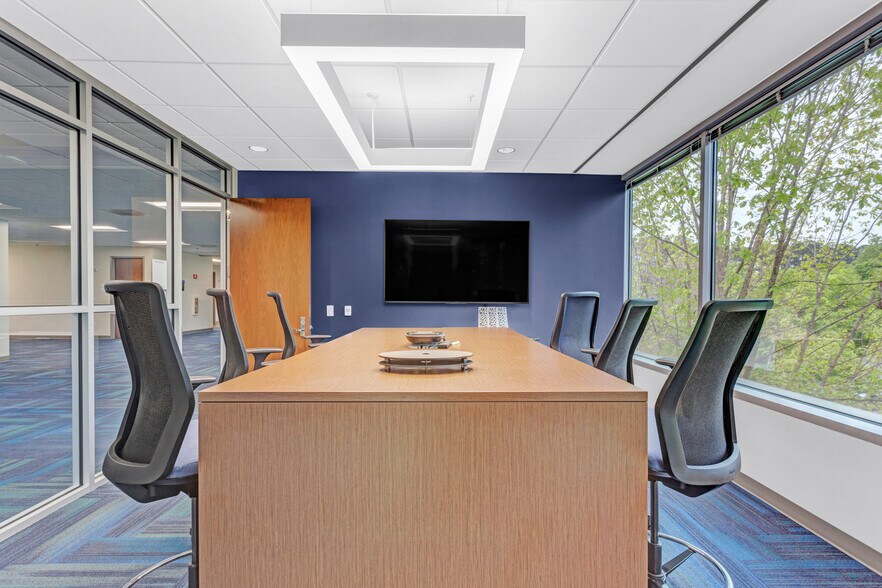 More Photos Of 3755 Mansell Rd, Alpharetta Office For Lease