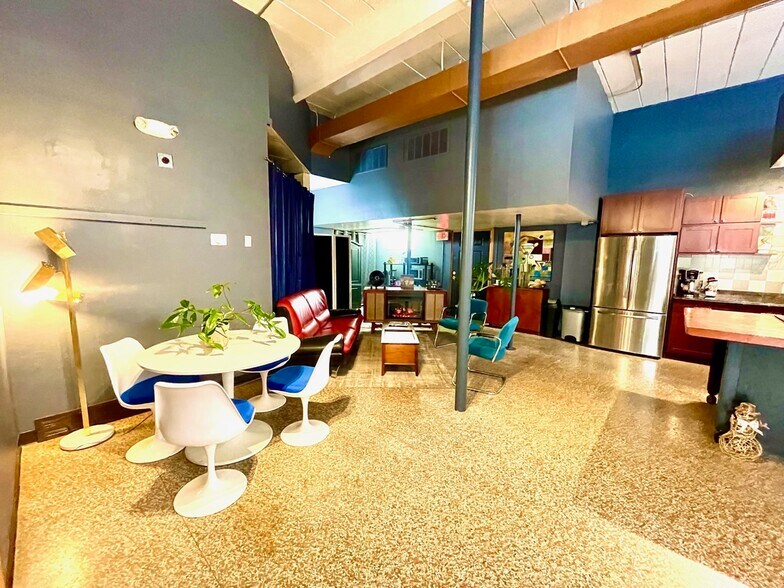 More Photos Of 1 Sherman Ter, Madison Storefront Retail Office For Sale