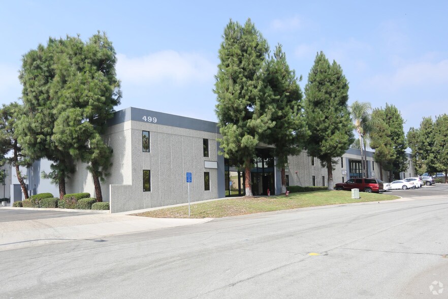 Primary Photo Of 499 Nibus, Brea Distribution For Lease