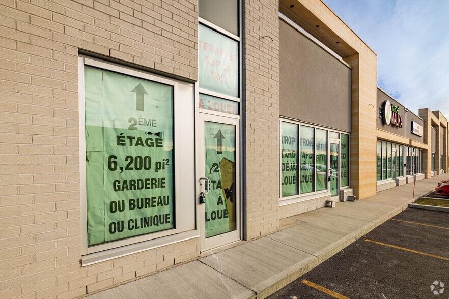 More Photos Of 5465-5485 Rue Ramsay, Longueuil General Retail For Lease