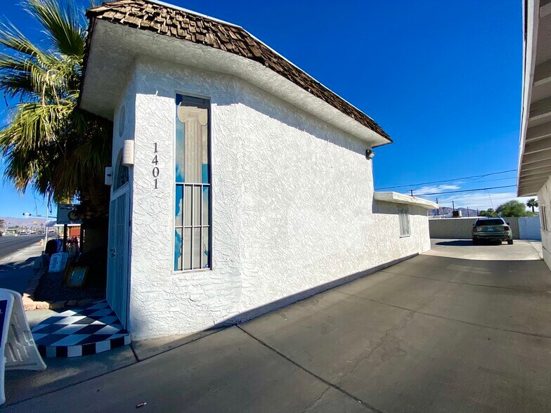 More Photos Of 1401 S Eastern Ave, Las Vegas Office For Sale