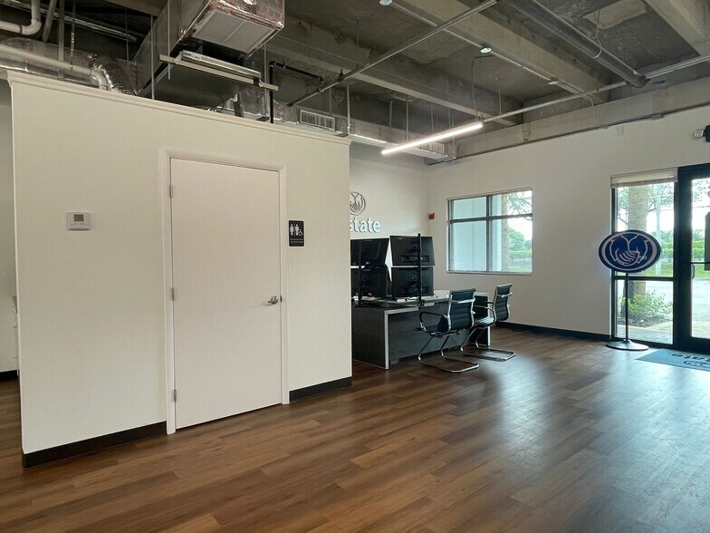 More Photos Of 9100 Belvedere Rd, Royal Palm Beach Loft Creative Space For Sale