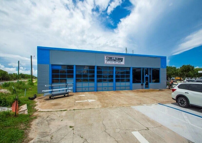 More Photos Of , Vero Beach General Retail For Sale