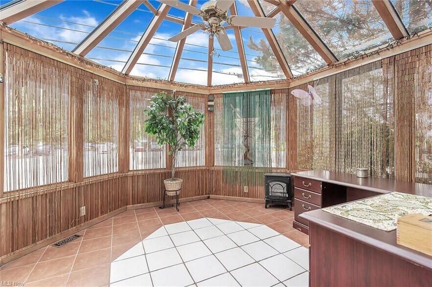 More Photos Of 7285 Center St, Mentor Office Residential For Sale
