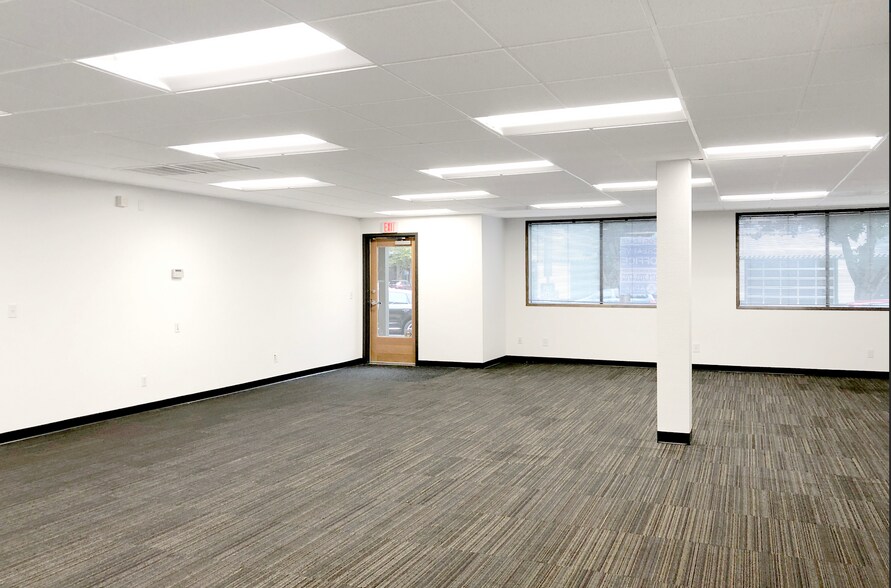 More Photos Of 1328-1332 NW Kearney St, Portland Loft Creative Space For Lease