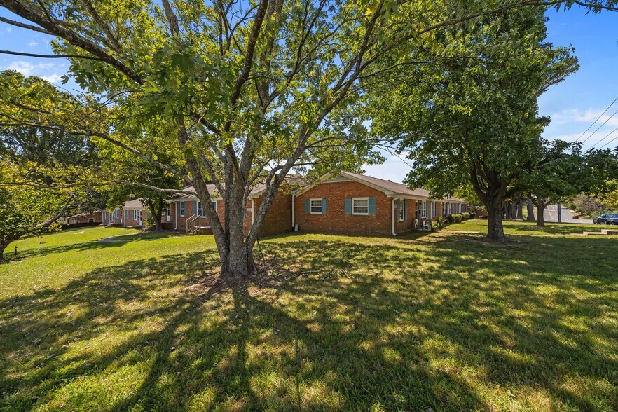 More Photos Of 2501 Vanstory St, Greensboro Apartments For Sale
